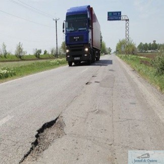 S-a rupt asfaltul pe DN 56 Craiova-Calafat! 1
