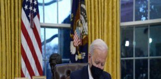 Joe Biden a semnat un decret pentru evaluarea deficitului de semiconductori la nivel mondial